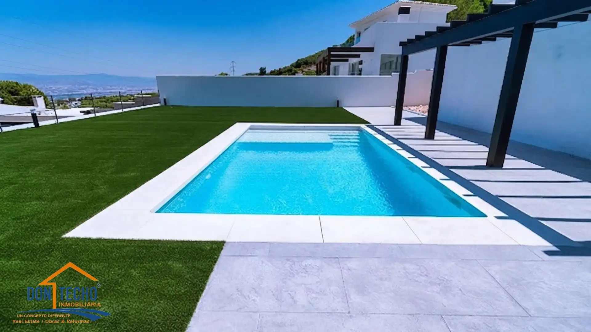 Chalet con terraza en venta en Calle Mago Santhai