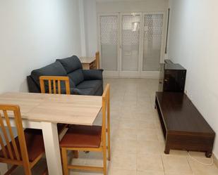 Sala d'estar de Pis de lloguer en Girona Capital amb Calefacció i Moblat