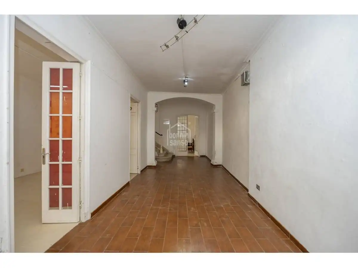 Gewerbefläche zum Verkauf in Maó ciutat, imagen 2