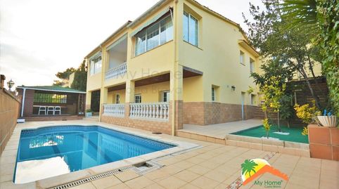 R02048 GRAN CASA DE 5 HABITACIONES CON PISCINA , VISTAS AL MAR Y LICENCIA TURISTICA