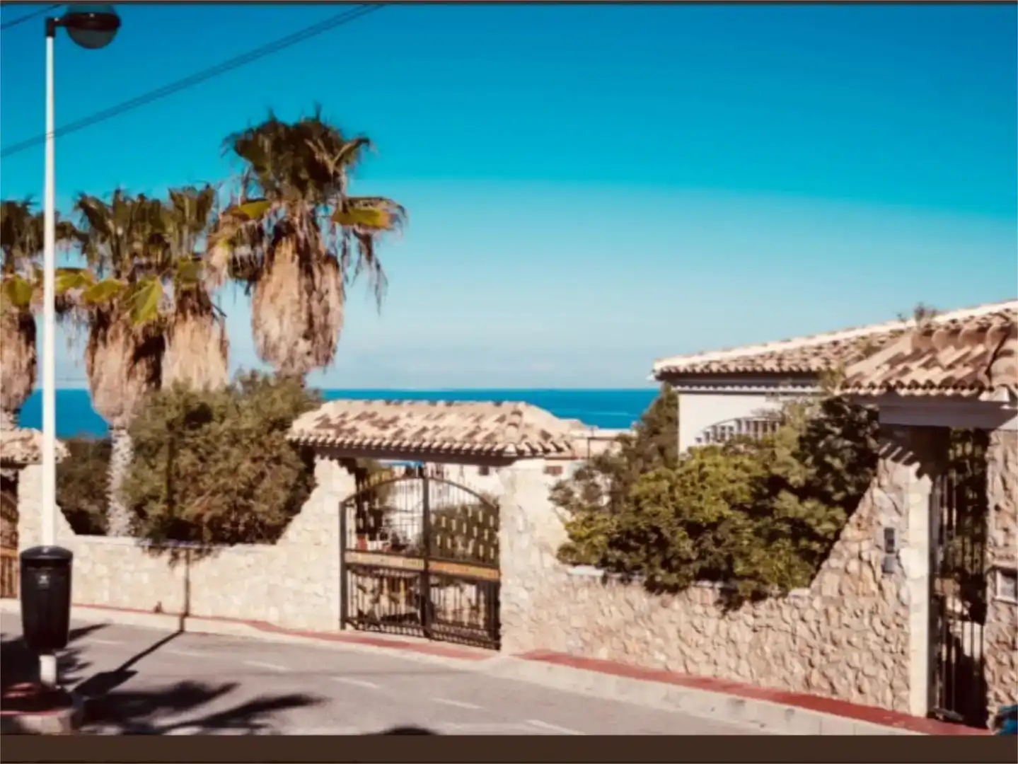 Vista exterior de Casa o xalet en venda en Torrevieja amb Aire condicionat