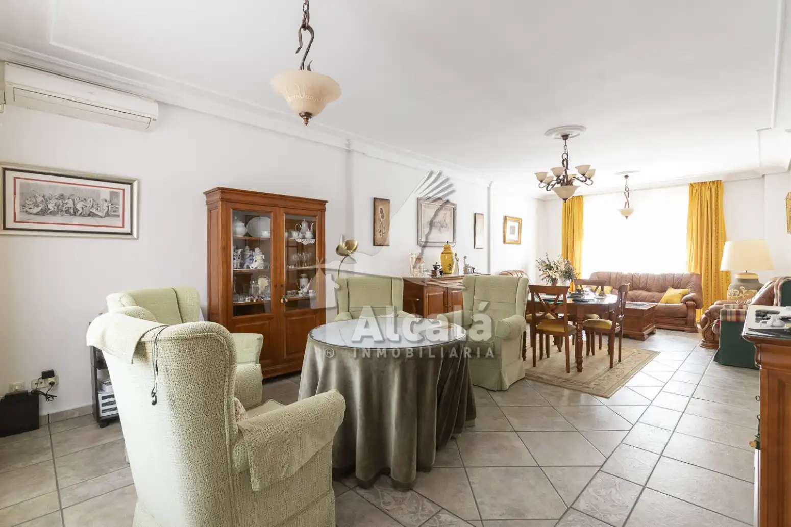 Sala de estar de Casa adosada en venta en Torrijos con Aire acondicionado, Calefacción y Terraza
