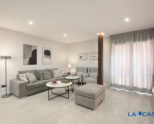 Flat for sale in Calle de Juan Duque,  Madrid Capital