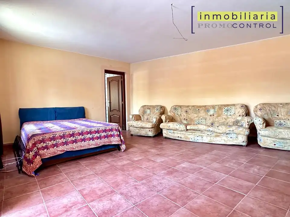 Bedroom of Houses for sale in San Mateo de Gállego  with Air Conditioner, Heating and Private garden