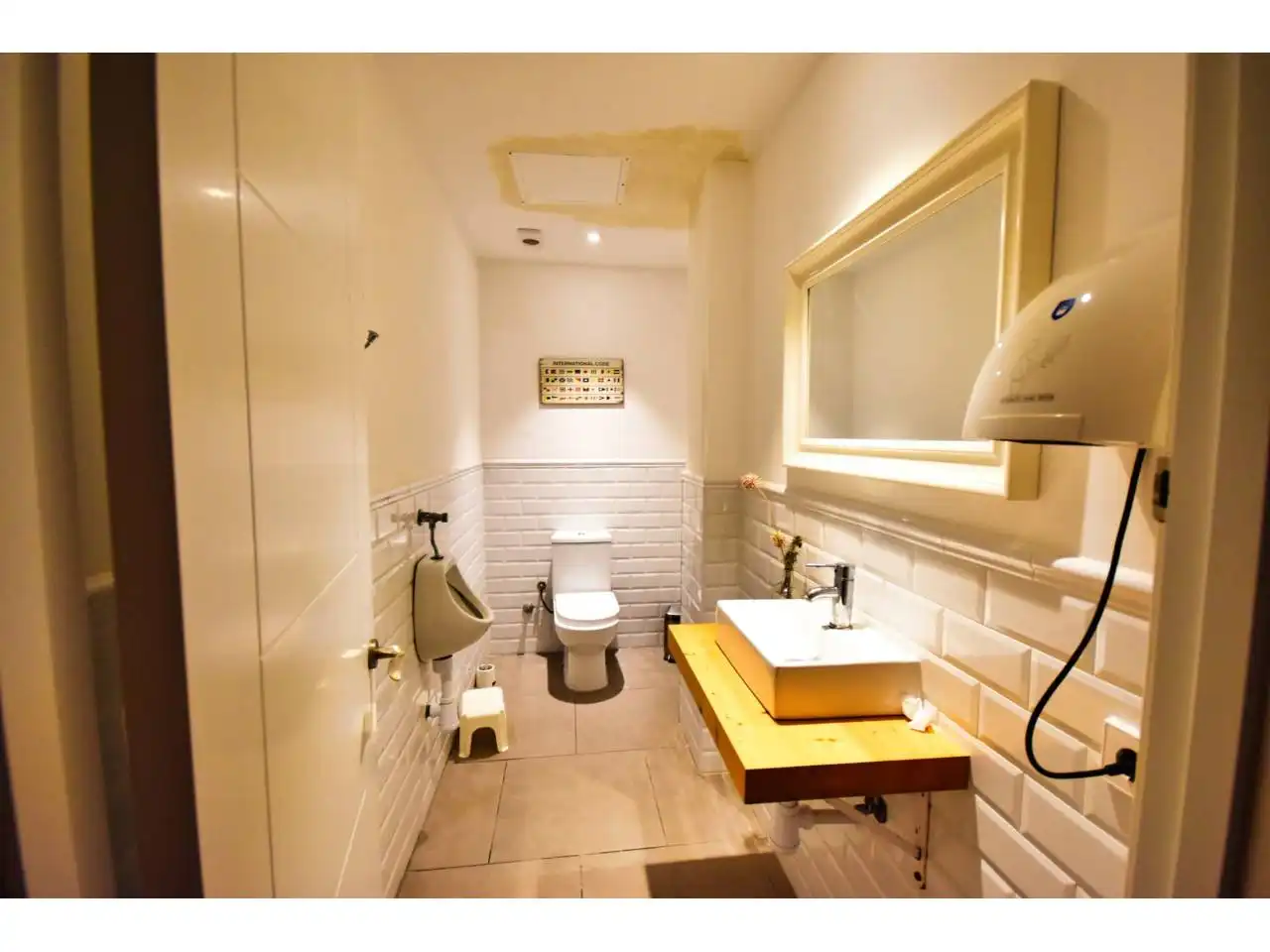 Business premises for sale in Paseo Magdalena Rigo Lliteras 28, imagen 29