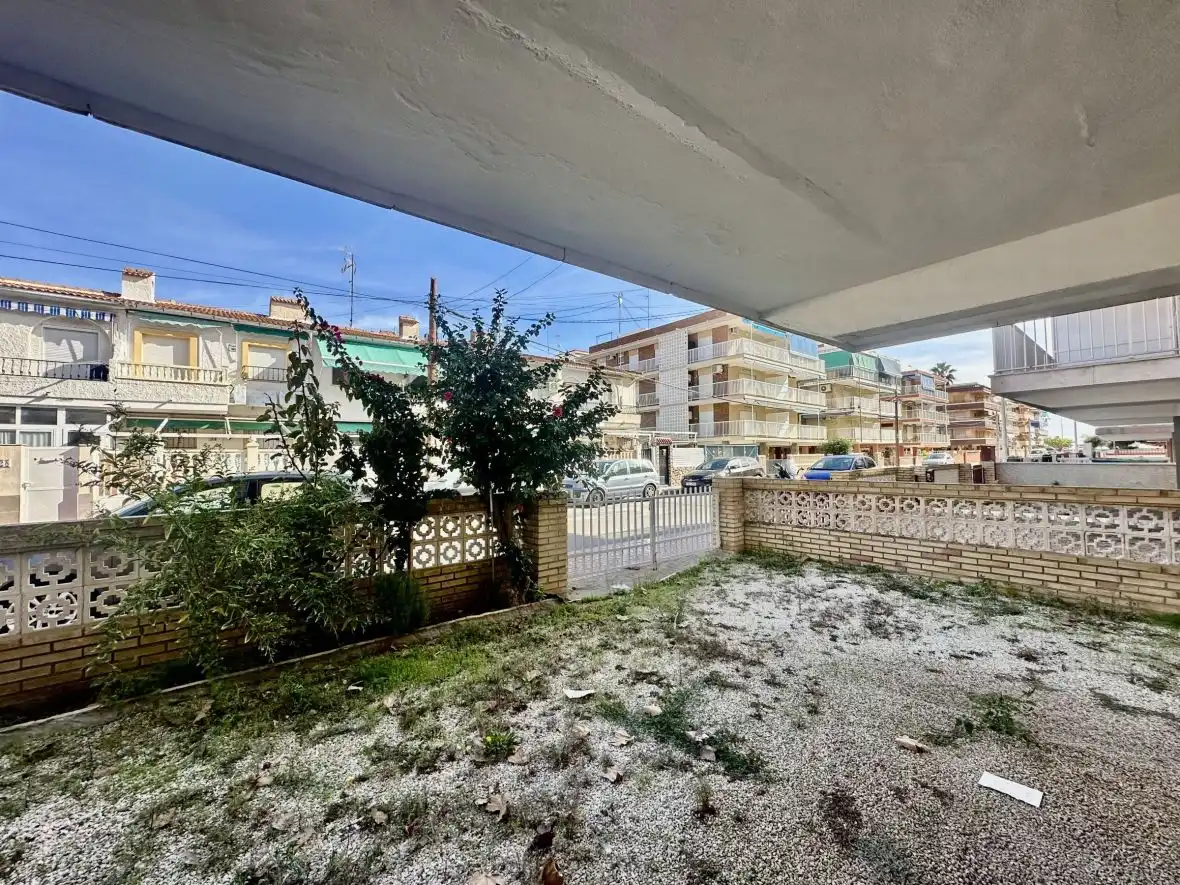 Außenansicht von Wohnungen zum Verkauf in Santa Pola mit Heizung, Terrasse und Abstellraum