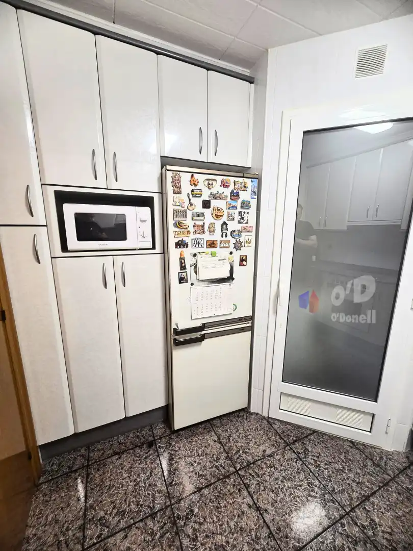 Kitchen of Flat for sale in Sant Boi de Llobregat  with Air Conditioner, Heating and Balcony