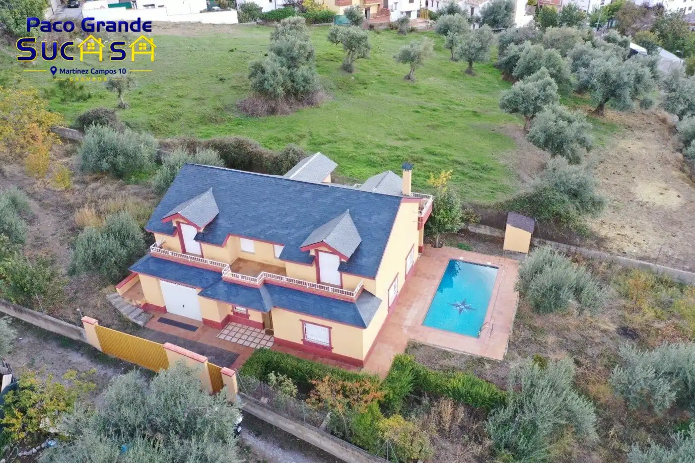Vista exterior de Casa o chalet en venta en Güéjar Sierra con Jardín privado, Terraza y Piscina