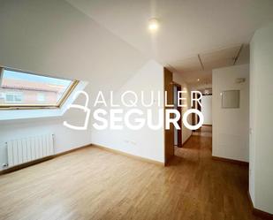 Bedroom of Flat to rent in Aranjuez  with Heating and Storage room