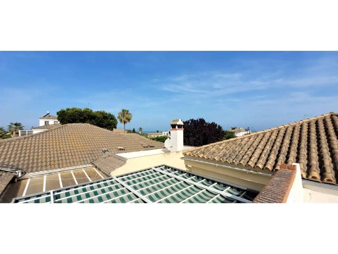 Exterior view of Houses for sale in Sanlúcar de Barrameda  with Air Conditioner and Terrace