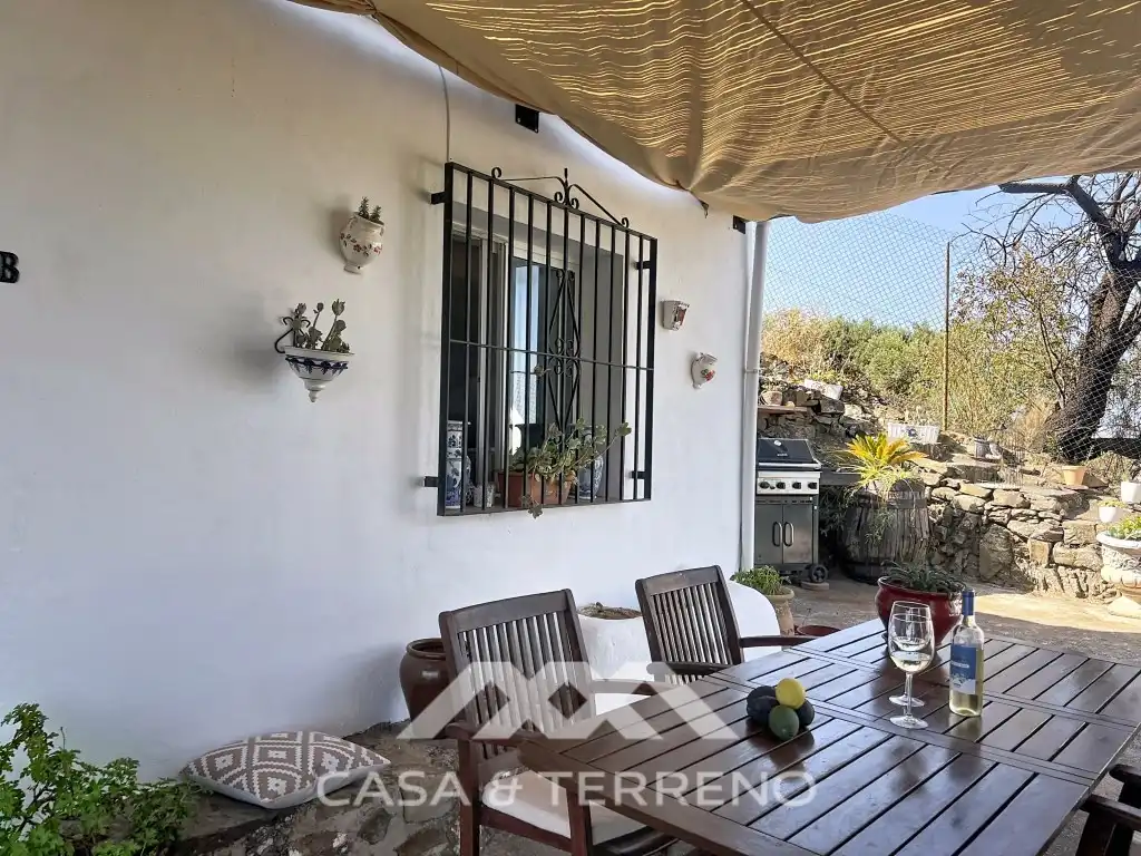 Houses for sale in Diseminados Benamayor, Cómpeta