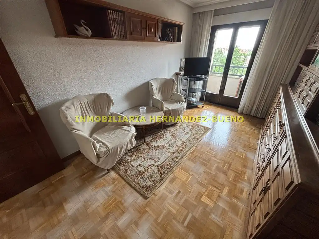 Living room of Flat for sale in Salamanca  with Heating and Balcony