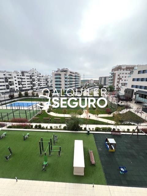 Exterior view of Flat to rent in Valdemoro  with Air Conditioner, Heating and Terrace