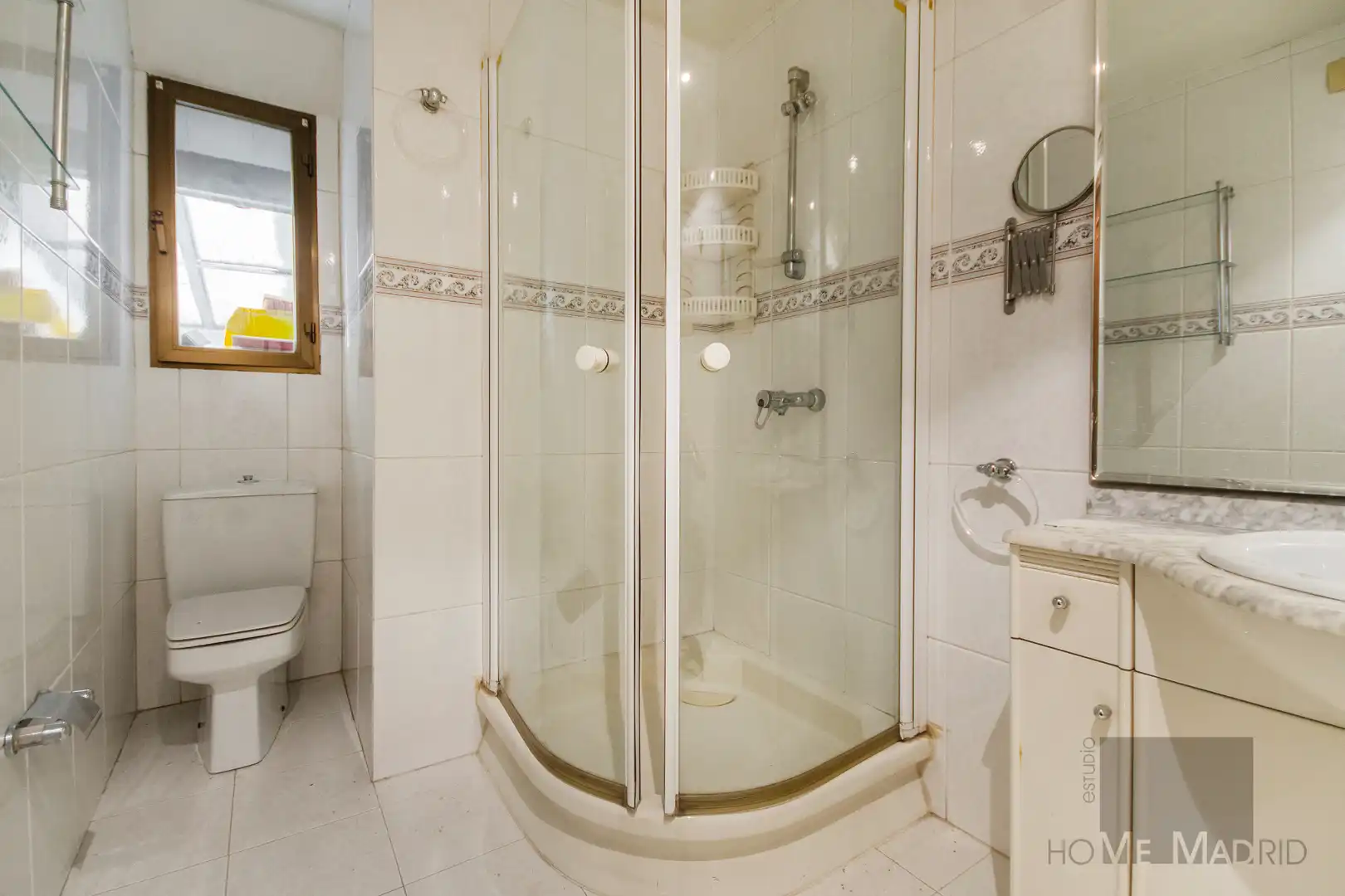 Bathroom of Attic for sale in Madrid  with Air Conditioner, Heating and Terrace