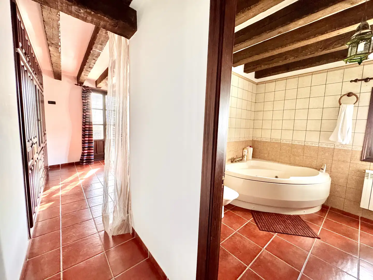 Bathroom of Buildings for sale in Juviles  with Alarm