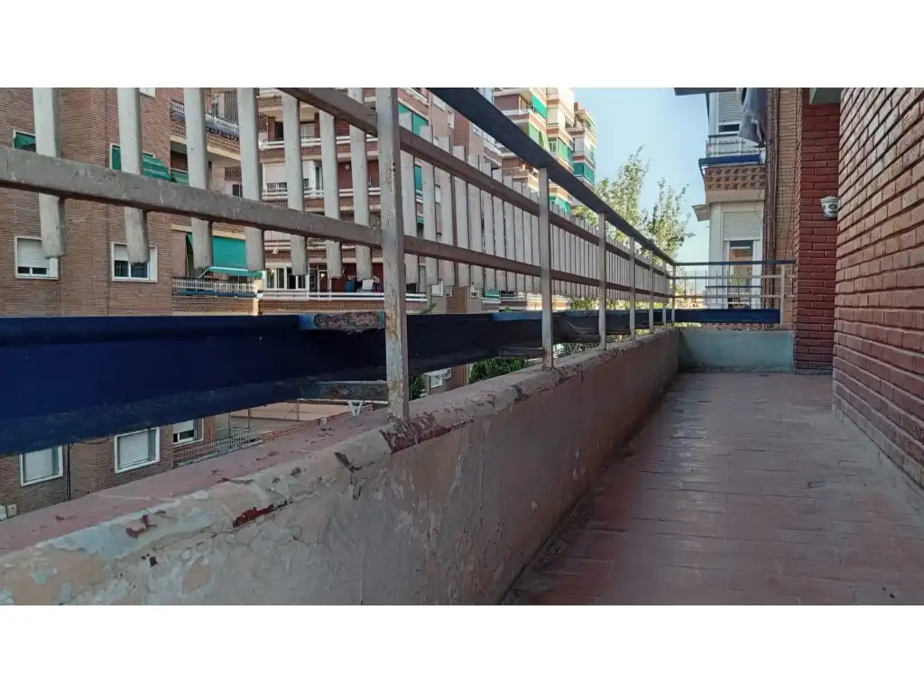 Vista exterior de Piso en venta en Granada con Terraza