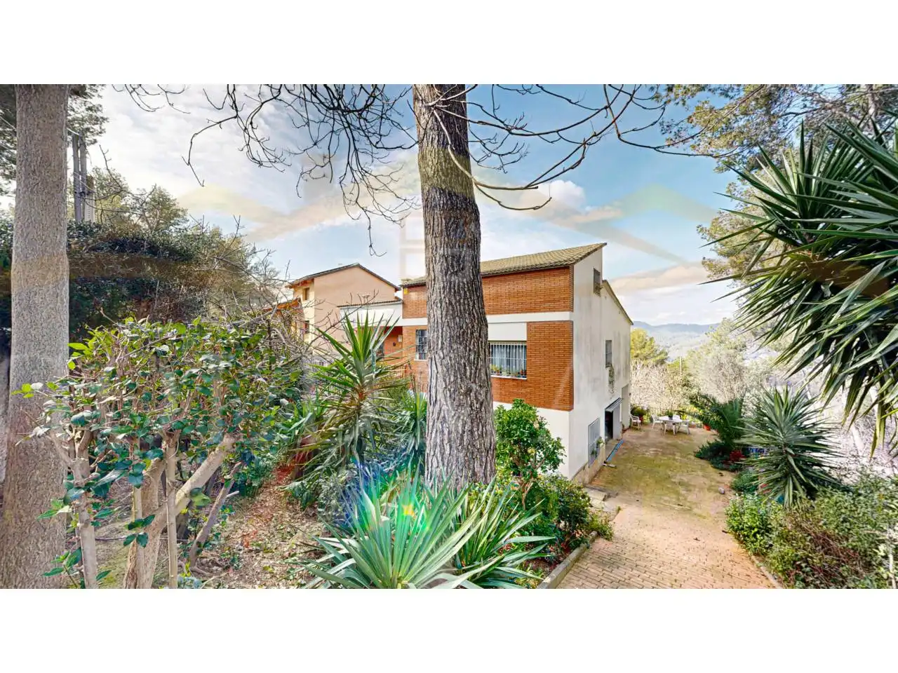 Jardí de Casa o xalet en venda en Corbera de Llobregat amb Aire condicionat, Calefacció i Jardí privat