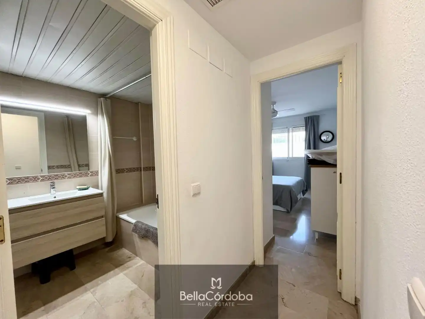Baño de Piso en venta en Córdoba con Aire acondicionado, Terraza y Trastero