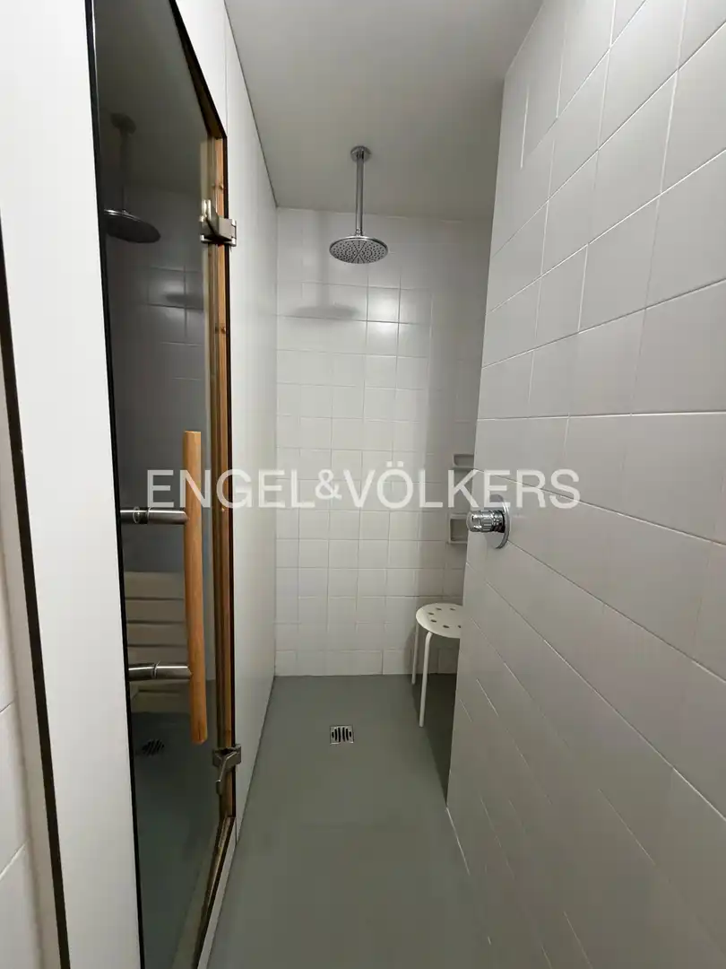 Baño de Piso de alquiler en Madrid con Aire acondicionado y Calefacción