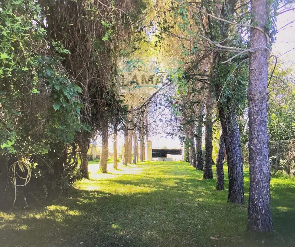 Casa rústica amb jardí en venda a N/A, imagen 2