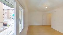 Flat for sale in  Madrid Capital  with Oven