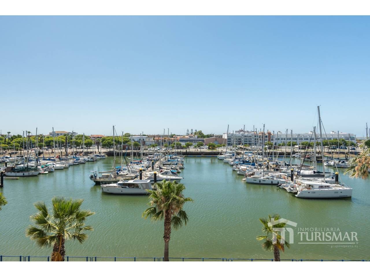 Exterior view of Apartment for sale in Ayamonte  with Air Conditioner and Furnished