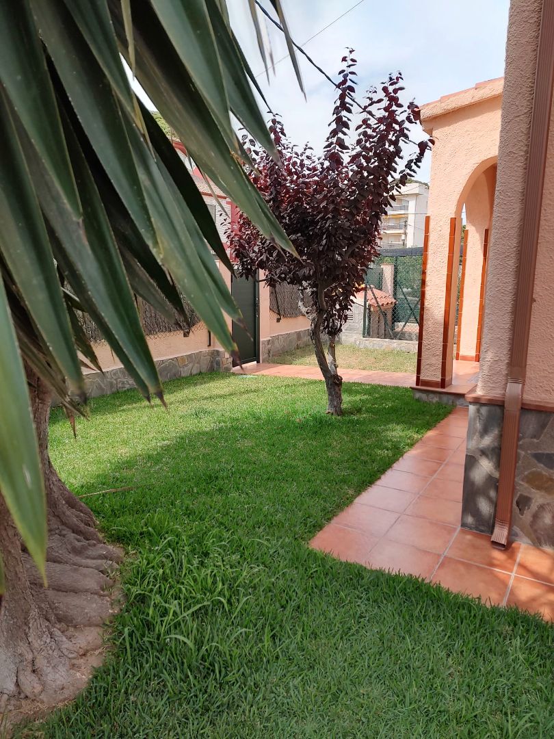 Single-family semi-detached for sale in Cambrils Mediterrani