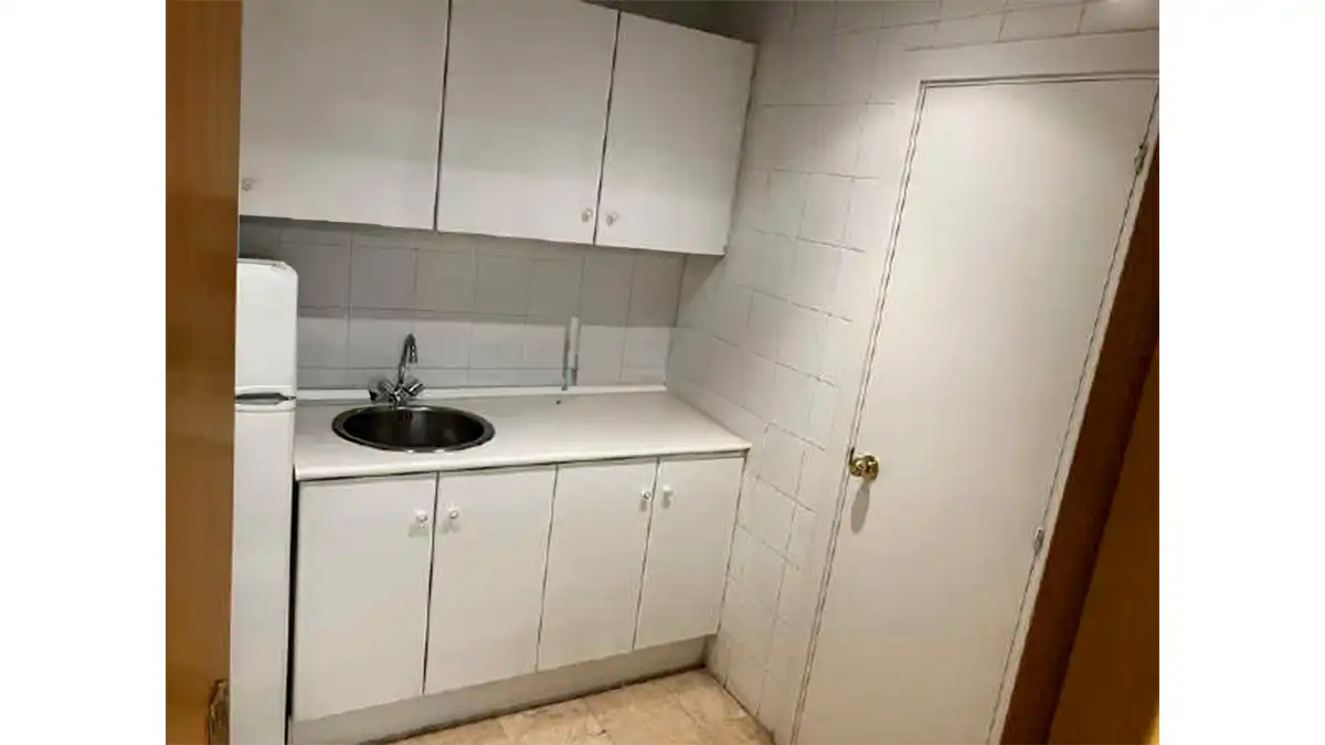 Cuina de Local en venda en  Logroño