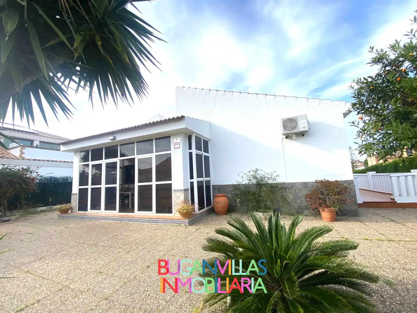 Villa mit Garten zum Verkauf in Calle Baden Powell