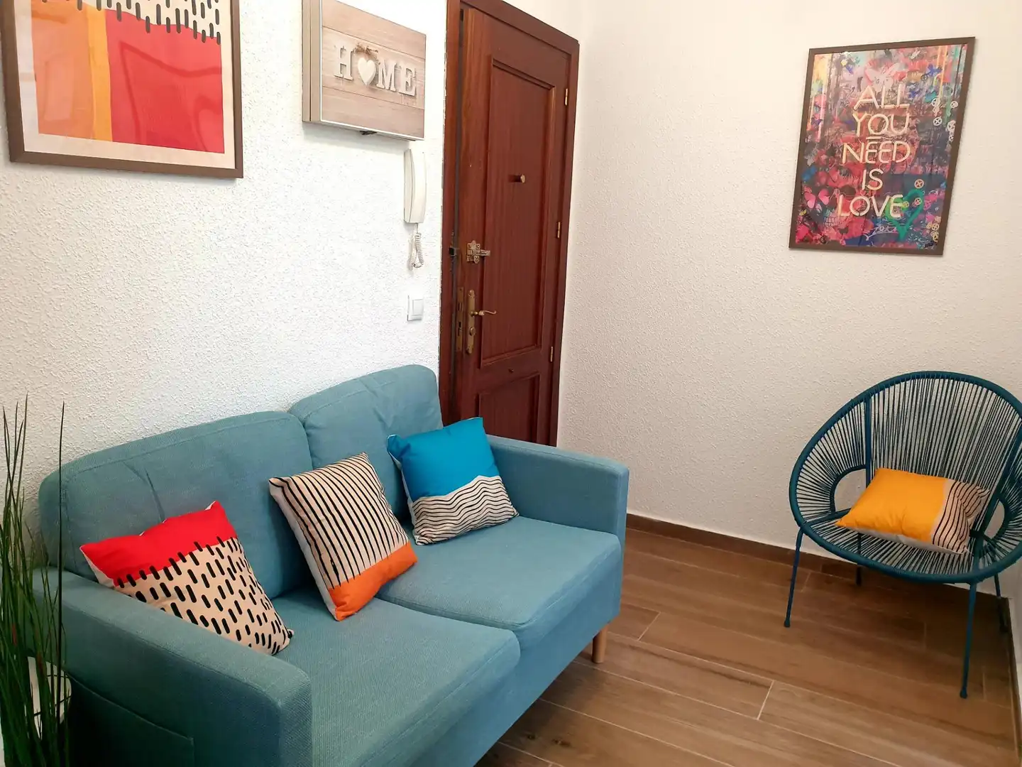 Room in Calle de las Milicias, 4, Santo Tomás