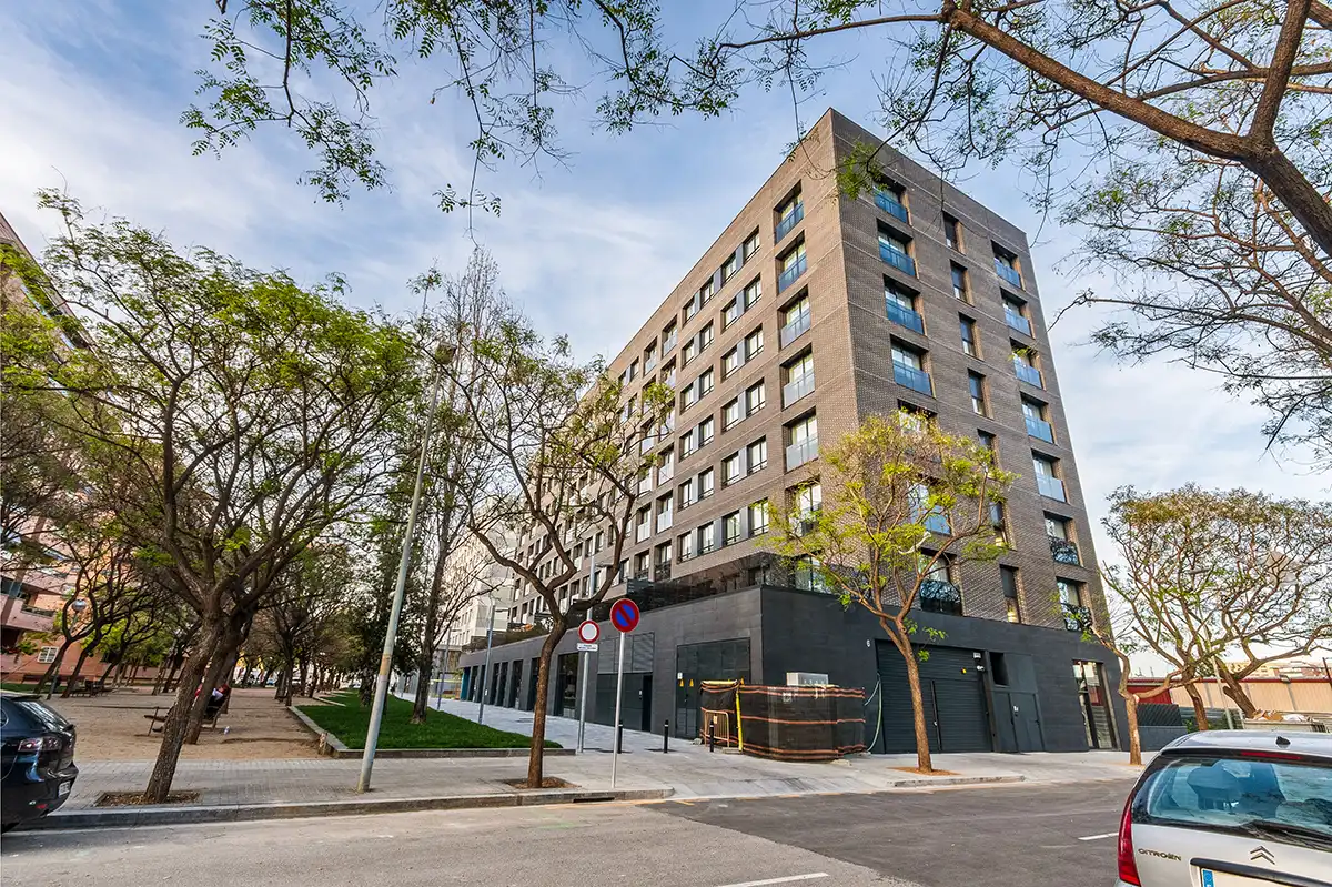 Vista exterior de Piso en venta en Barcelona con Aire acondicionado, Calefacción y Amueblado
