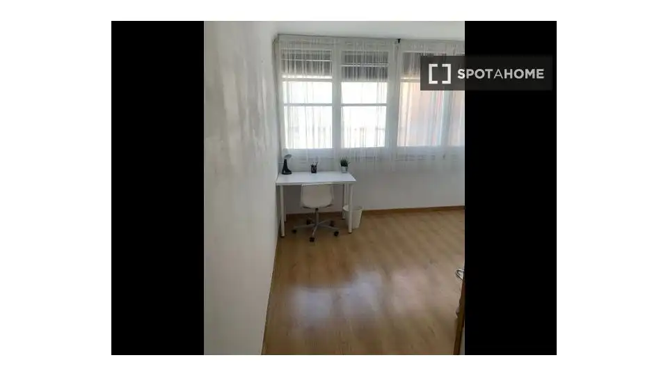Room in Santa Eulàlia