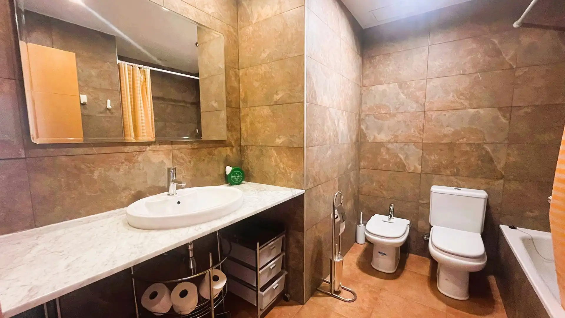 Bathroom of Flat for sale in Hostalric  with Heating and Private garden