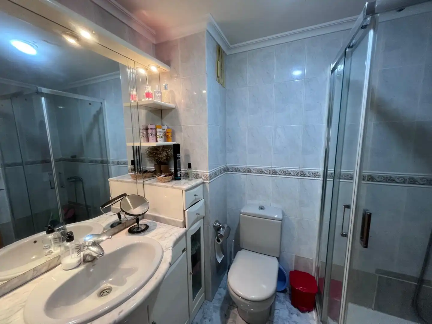 Baño de Piso en venta en Benicasim / Benicàssim