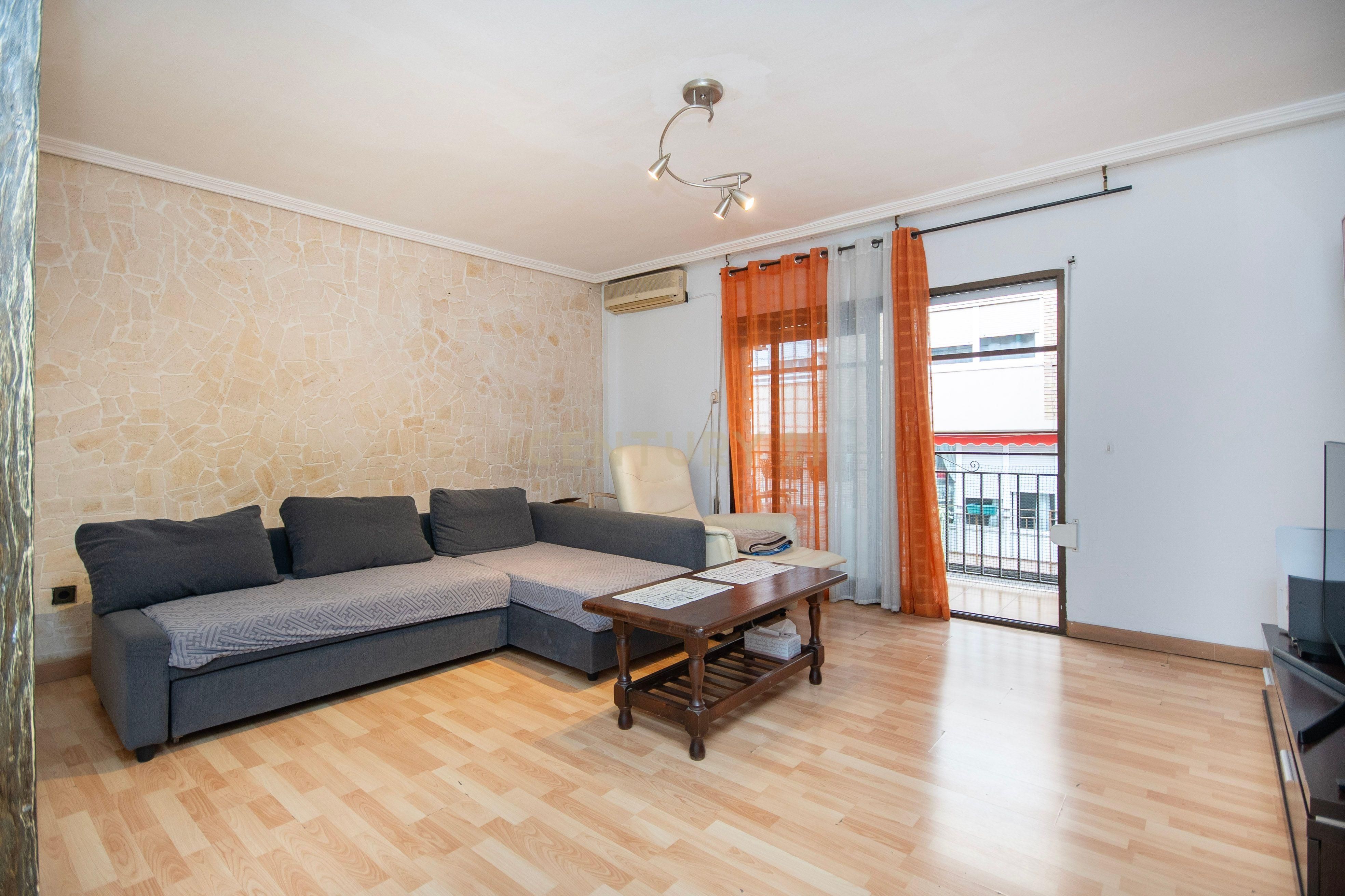 Sala de estar de Apartamento en venta en Alicante / Alacant