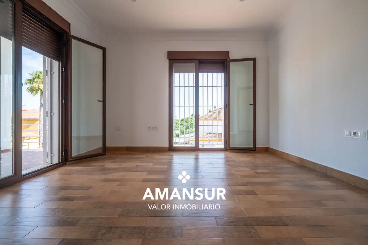 Bedroom of Houses for sale in Islantilla  with Terrace, Swimming Pool and Sauna