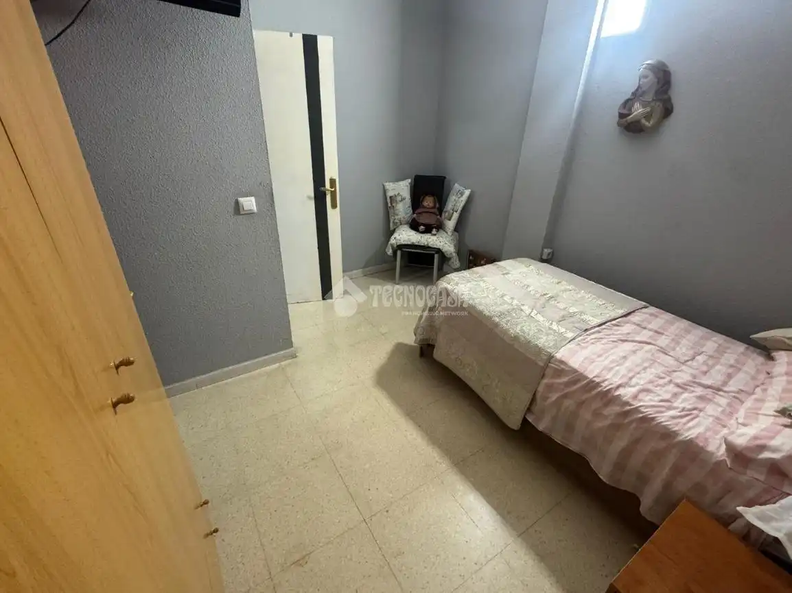 Dormitori de Casa o xalet en venda en Badajoz amb Aire condicionat, Calefacció i Terrassa