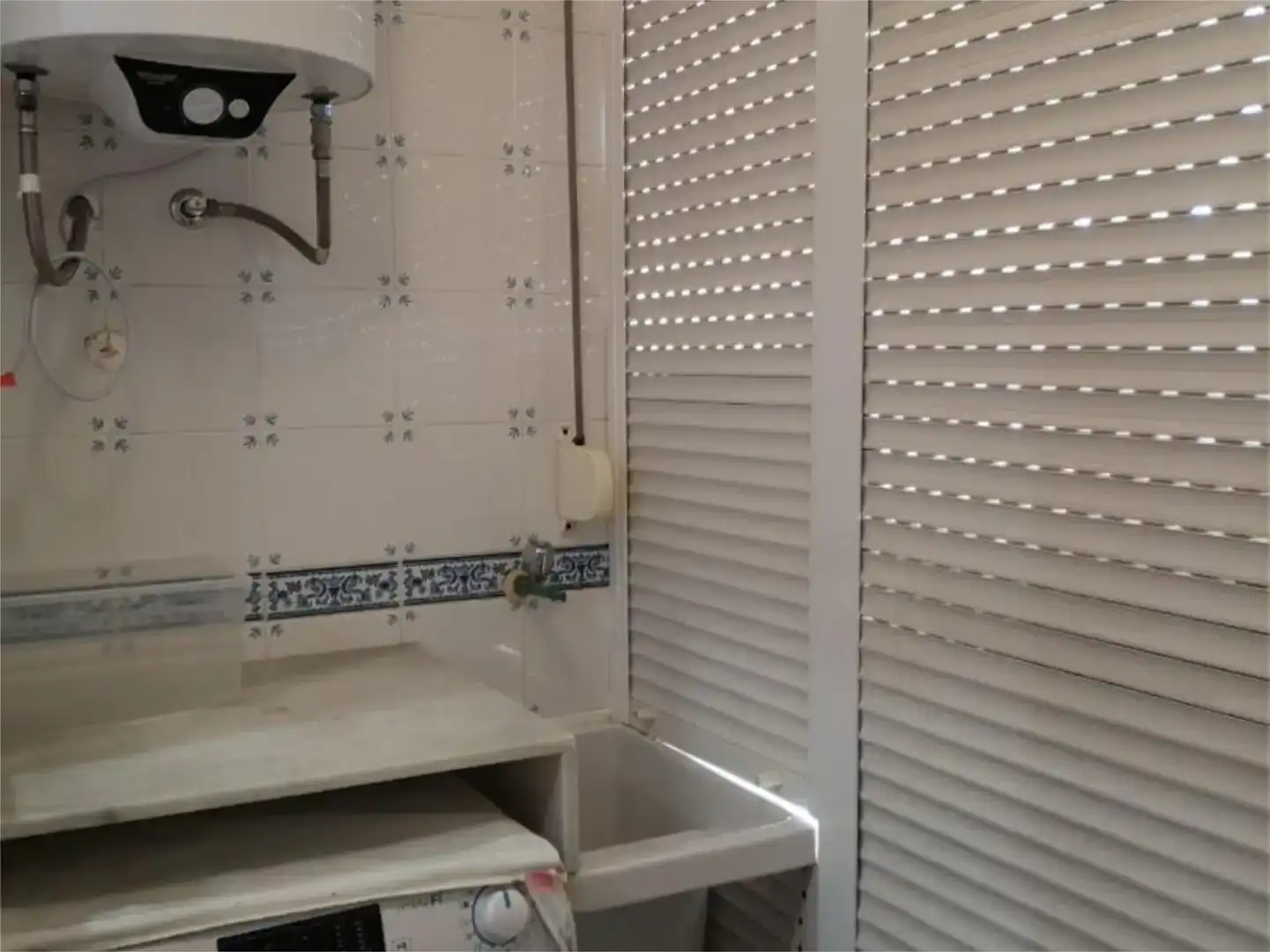 Bany de Pis en venda en Sueca amb Aire condicionat i Balcó
