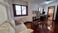 Sala d'estar de Apartament en venda en Vigo 