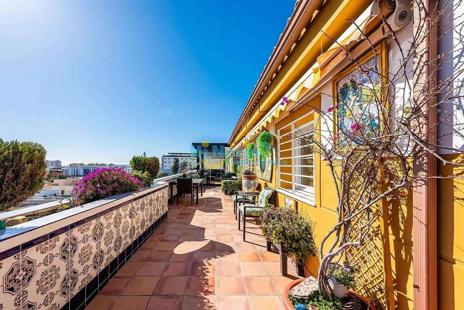 Terrassa de Àtic en venda en Vélez-Málaga amb Aire condicionat, Calefacció i Jardí privat