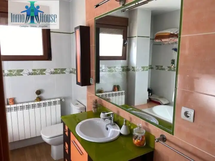 Baño de Casa o chalet en venta en Albacete con Aire acondicionado, Jardín privado y Terraza