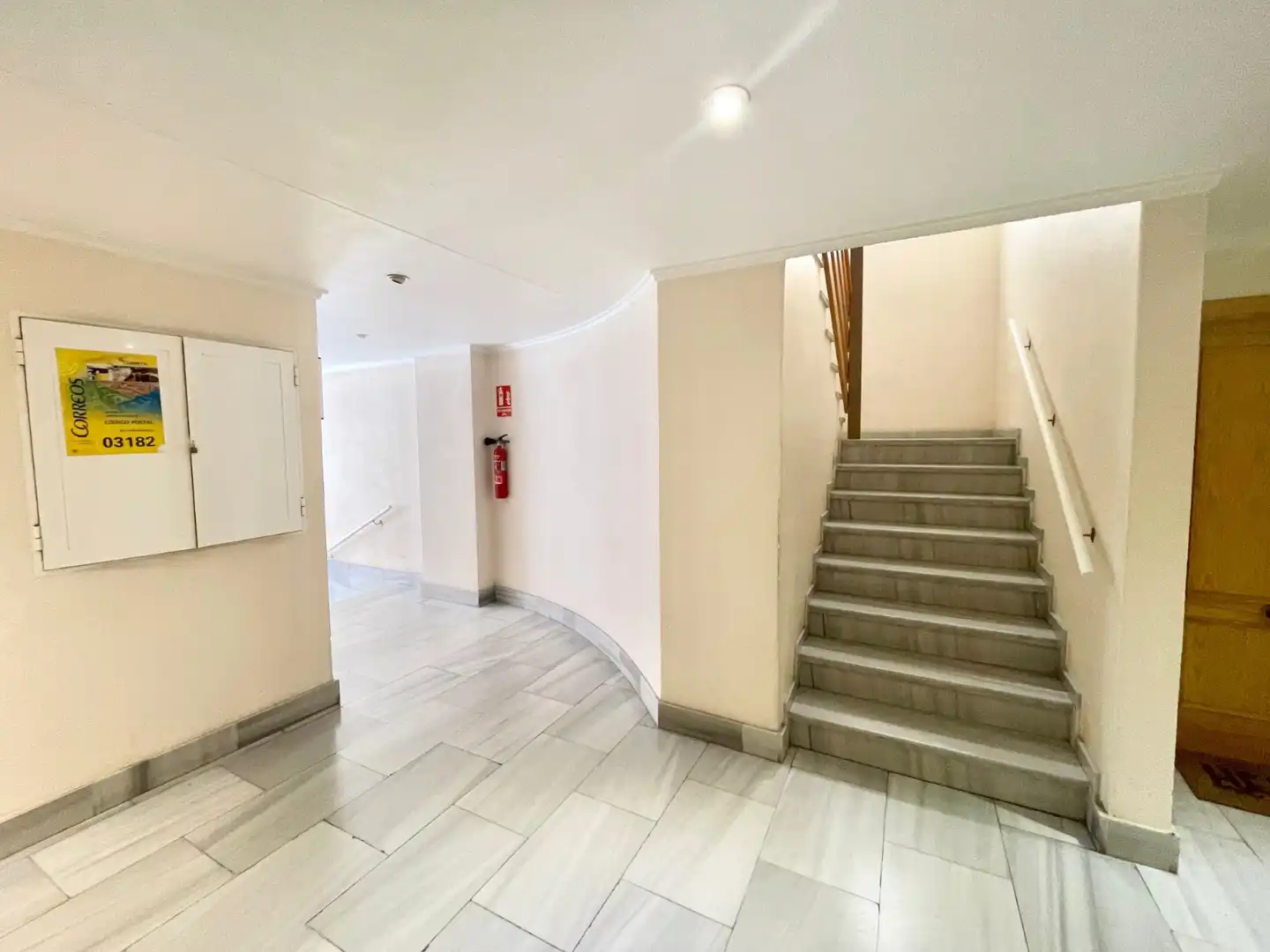 Apartament de lloguer en Torrevieja amb Calefacció, Terrassa i Piscina