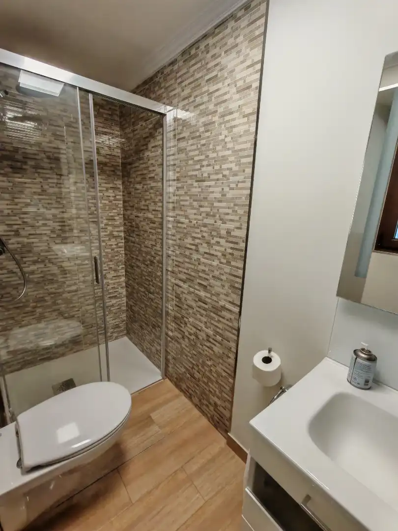 Baño de Casa o chalet en venta en O Pino  con Calefacción, Jardín privado y Trastero