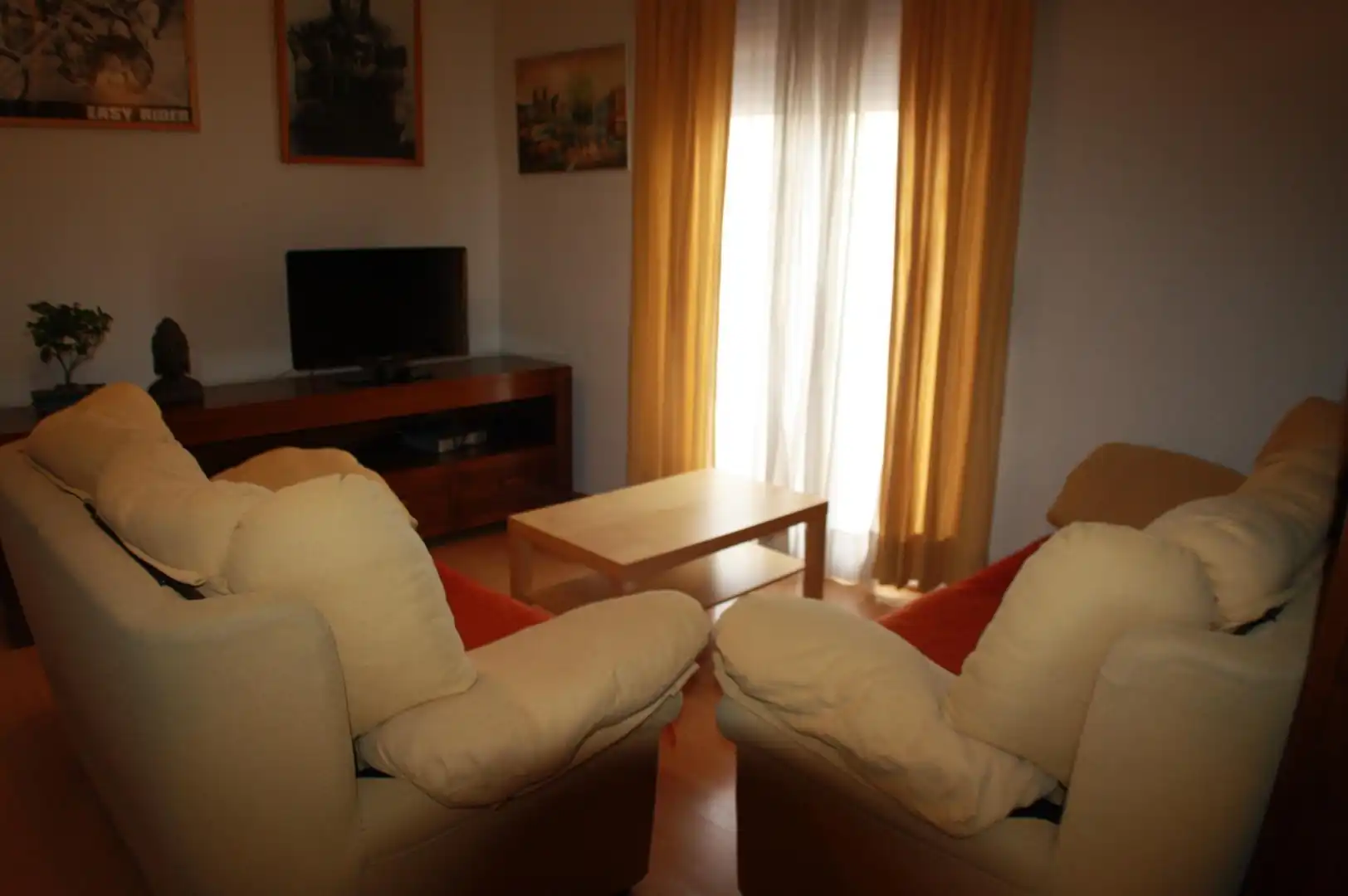 Wohnzimmer von Wohnung zur Miete in Plasencia mit Klimaanlage, Heizung und Terrasse