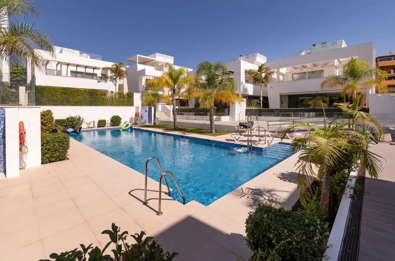 Chalet con piscina en venta en San Pedro de Alcántara, imagen 25
