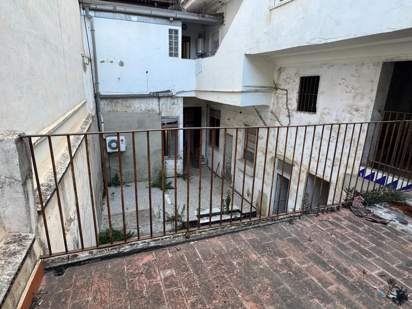 Vista exterior de Planta baja en venta en Algemesí con Terraza