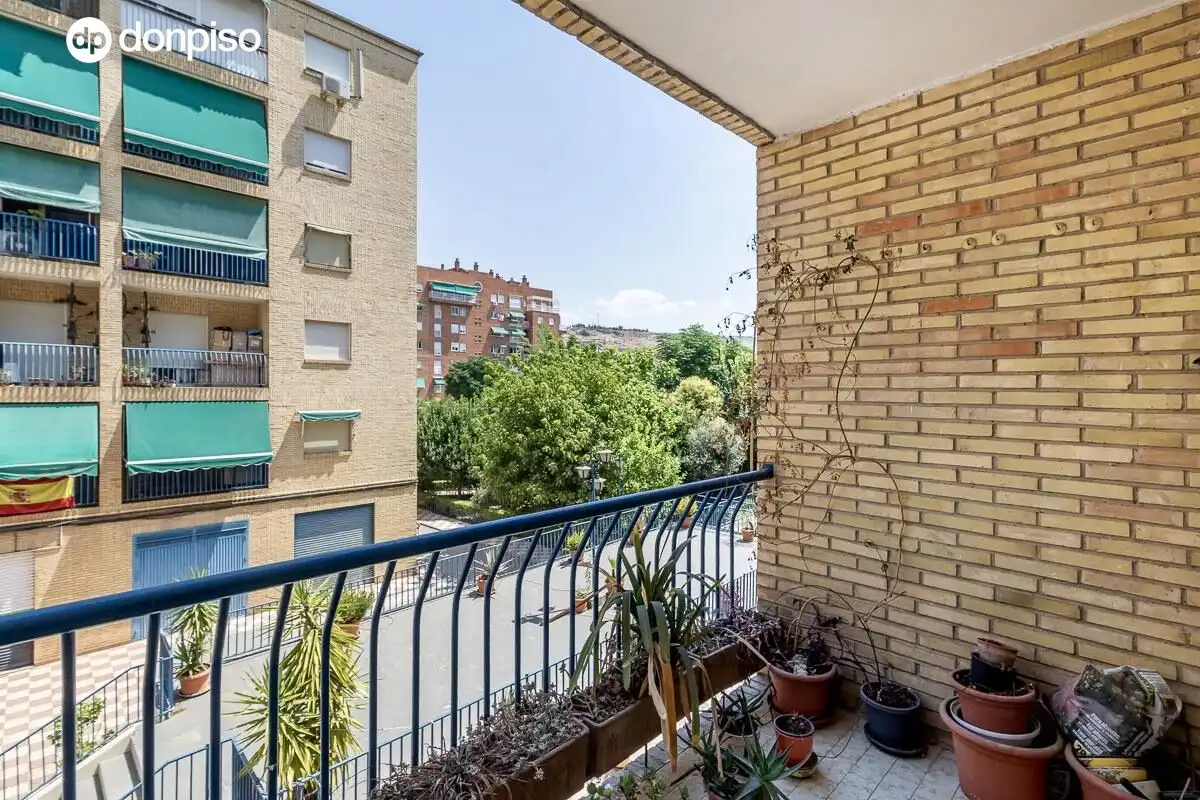 Balcony of Flat for sale in Granada  with Heating and Terrace