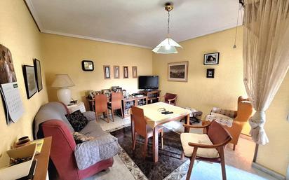 Living room of Flat for sale in  Albacete Capital  with Heating, Terrace and Storage room