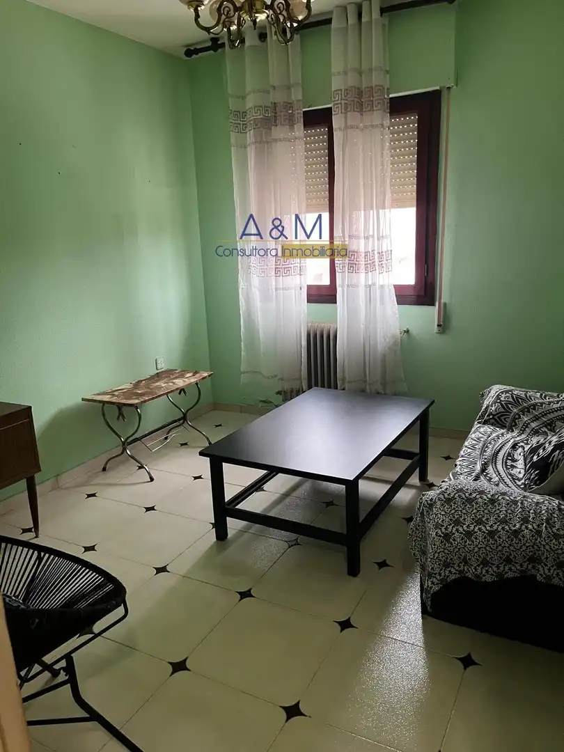 Schlafzimmer von Wohnung zum Verkauf in Nava del Rey mit Heizung und Abstellraum