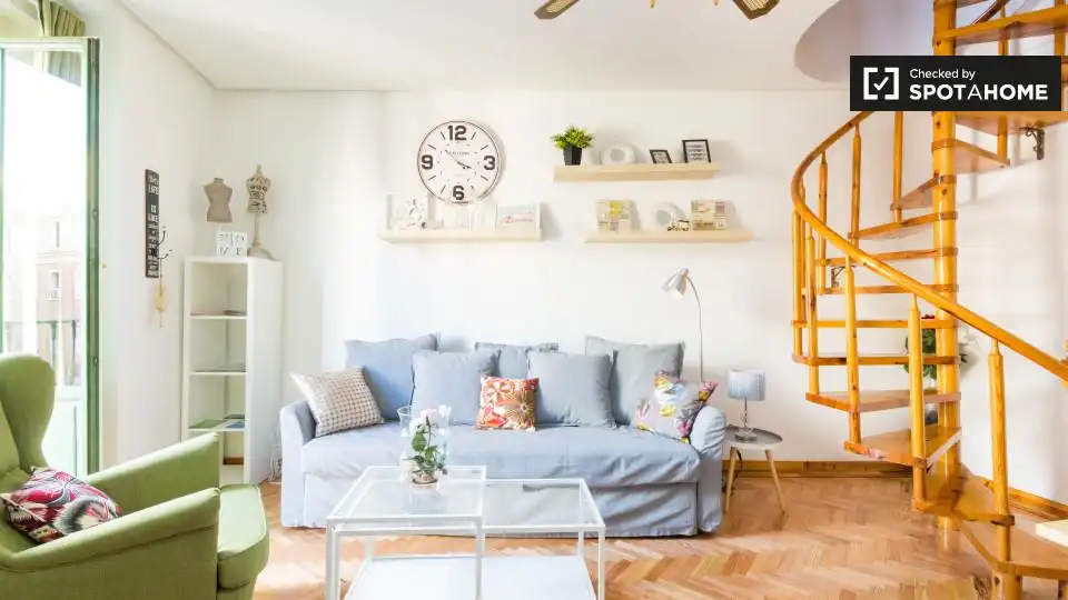 Wohnung mit Terrasse zur Miete in Centro